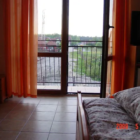 Apartament Lazur 데브키