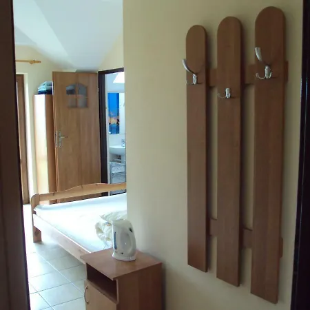 Apartament Lazur 홈스테이 *